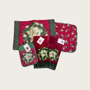 Christmas table & kitchen linens bundle